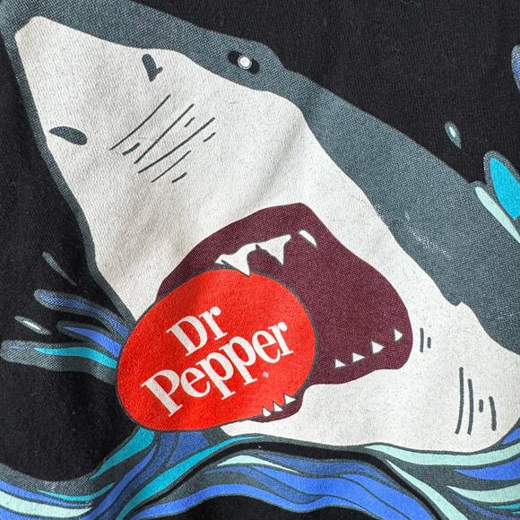 Alstyle Dr Pepper T-Shirt Men’s XL Black Jaws Shark Graphic Cotton Funny Casual - Picture 2 of 8